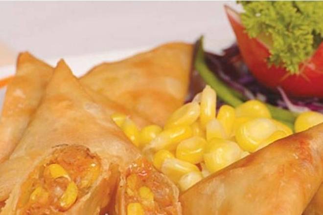 Cheese & Sweetcorn Samoosa & Dip (3pc)